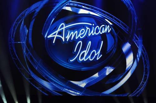 American Idol alum dies in crash