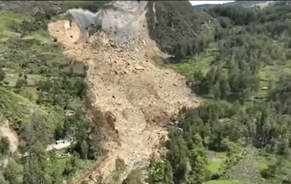 Landslides buries 2000 alive