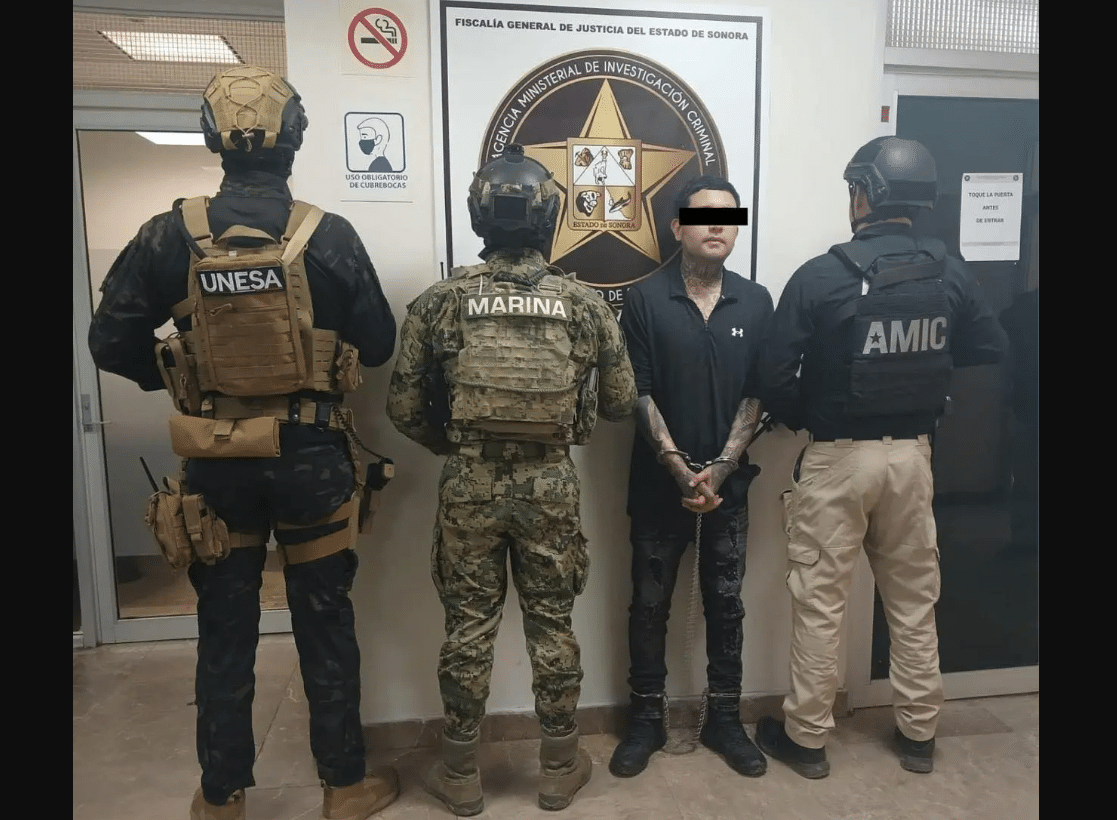 Vegas Man Kills Woman in Mexico While on the Run for Girlfriend's Death