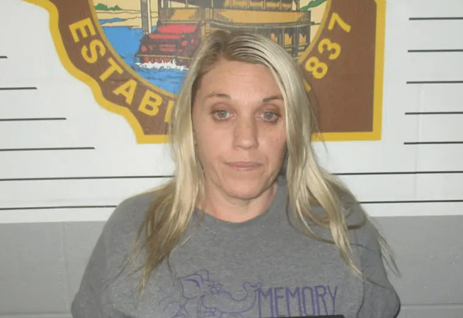 Prison Nurse Murders Husband to be with Convicted Killer