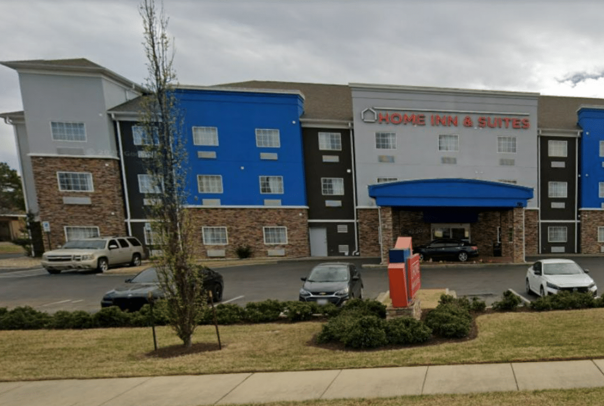 Girl's Body Found in Local Hotel Room