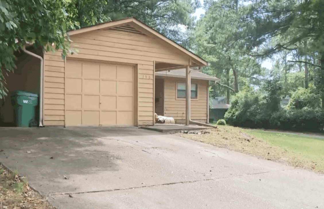 Teen Lawn Care Worker Fatally Shot in Head