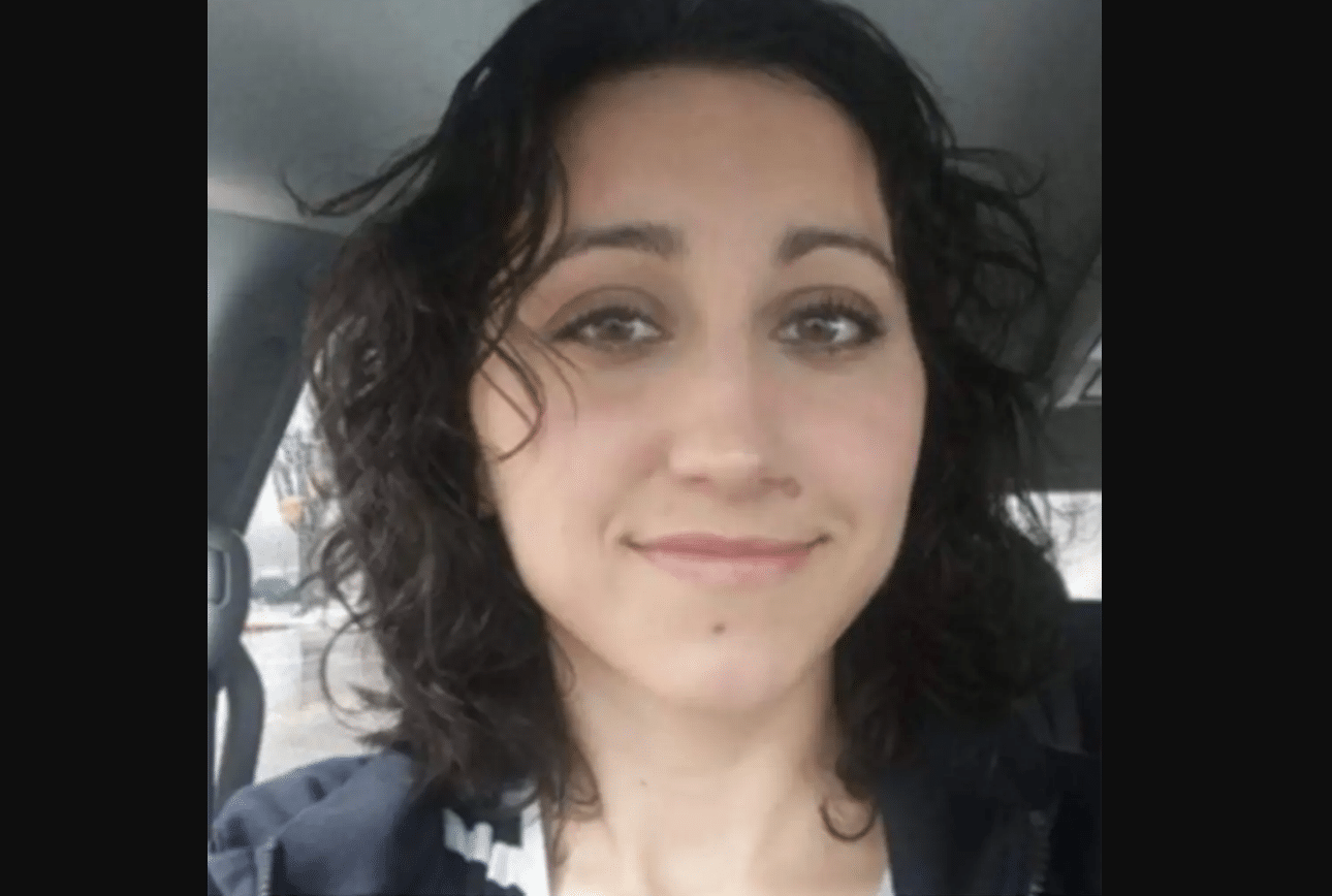 Mom Murdered Her 2 Kids, Fled to UK