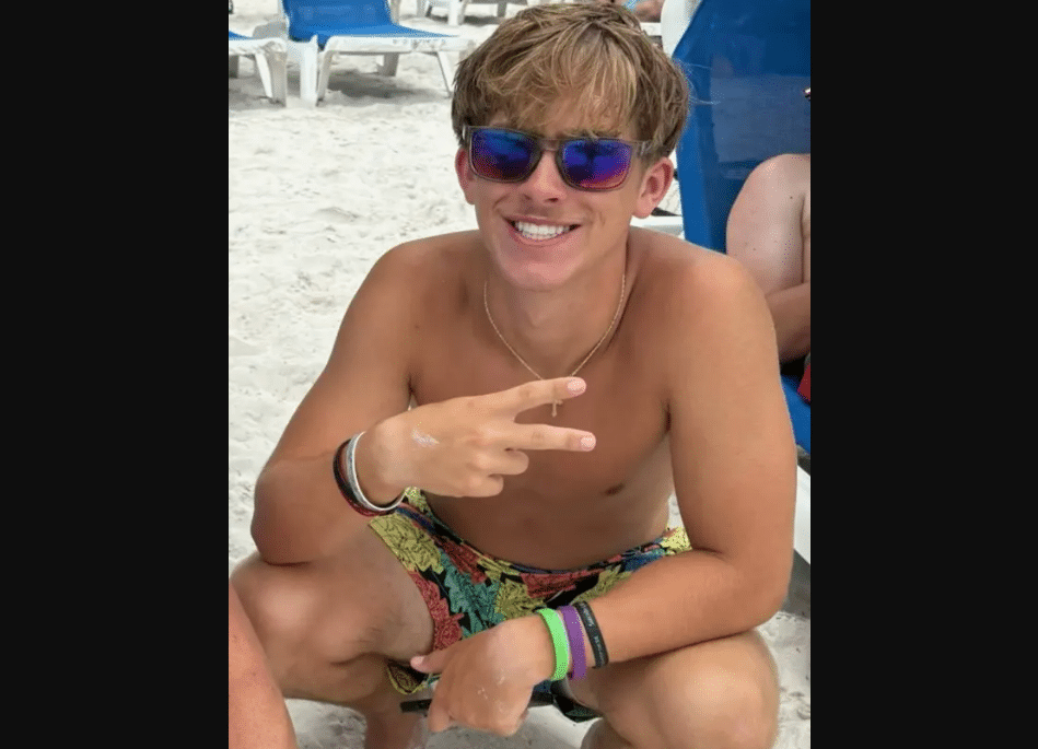 Teen Found Dead Just 3 Hours After Being 'Sextorted' in Shocking Trend