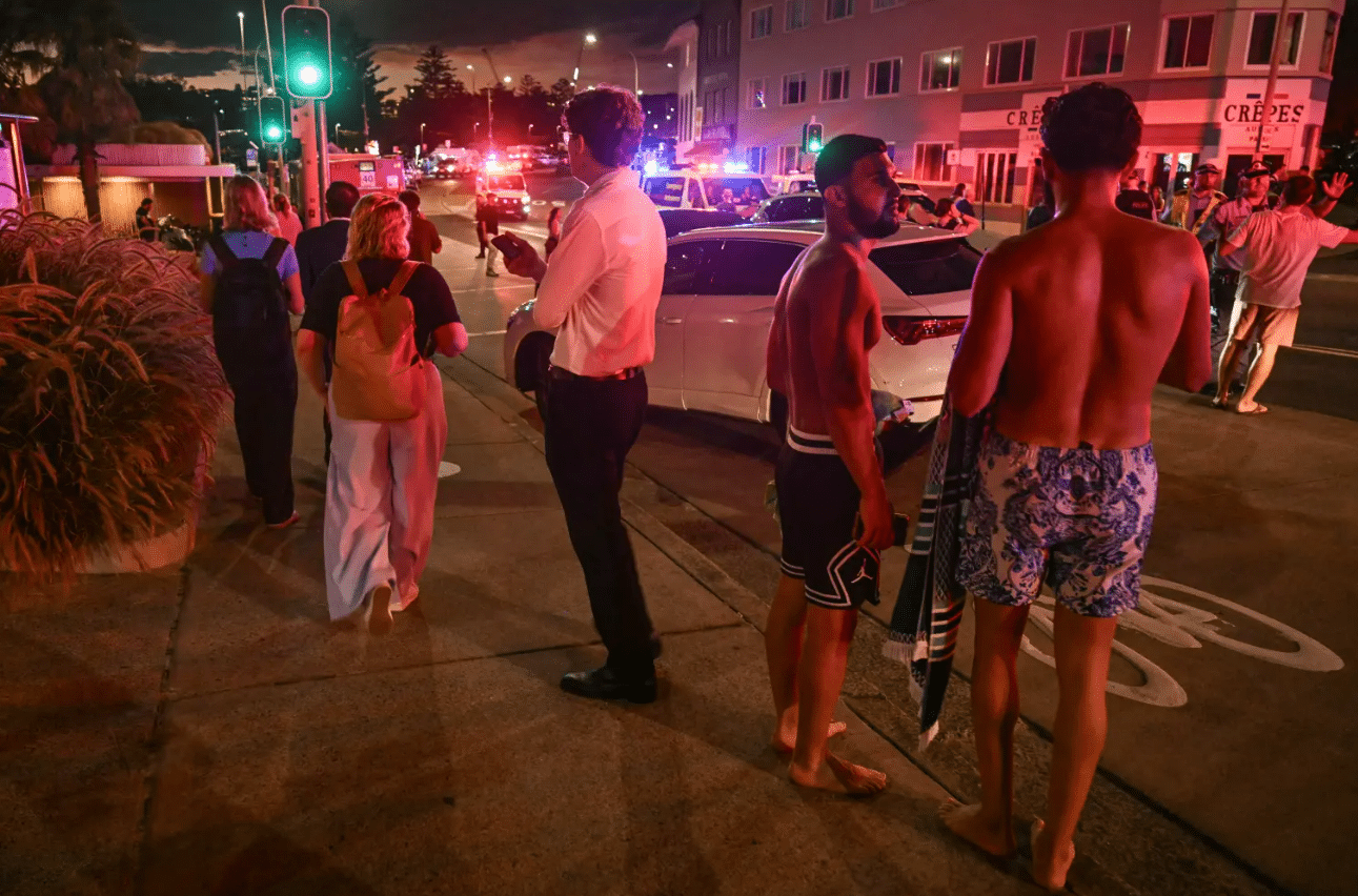 15 Dead, 40 Injured After Beach Terror Attack