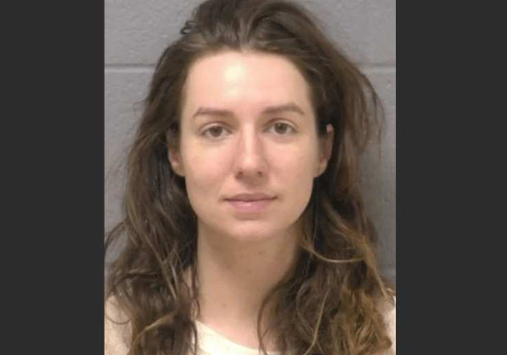 Woman Kills Kids' Dad and His Parents in Cold Plot