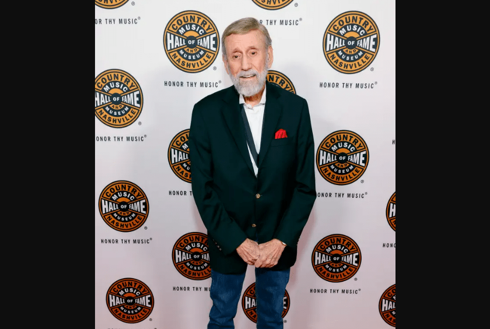 Country Legend Rushed to Hospital After Neck Injury