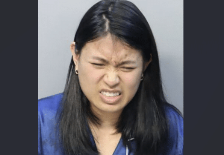 Woman Stabs 15-Year-Old Sister After Argument