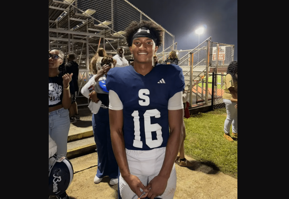 Missing Teen Football Player Found Dead on Island