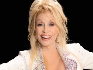 Dolly Parton Makes Major Career Move After Health Setback