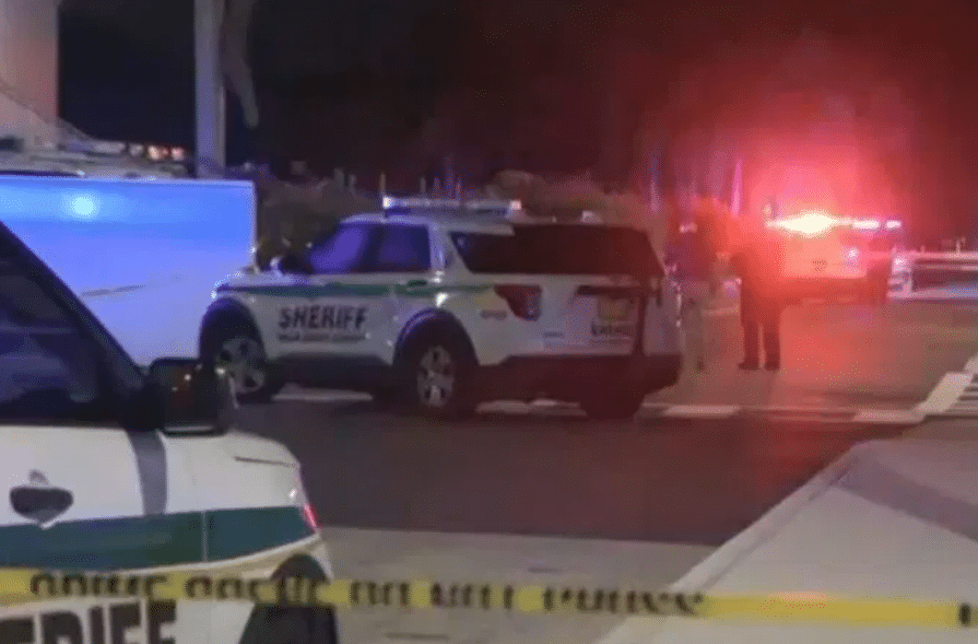 One Dead, Three Injured in Overnight Beach Stabbing